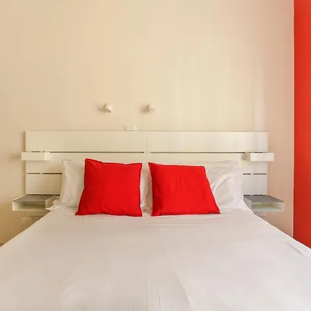 The Red Loft In Ponte Vecchio *
