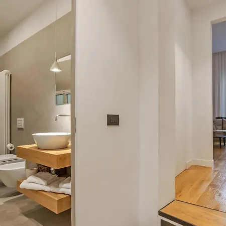 The Beauty Of Santa Croce Apartment