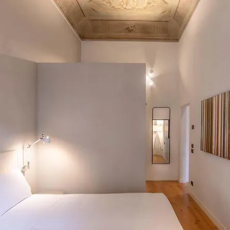 The Beauty Of Santa Croce Apartment
