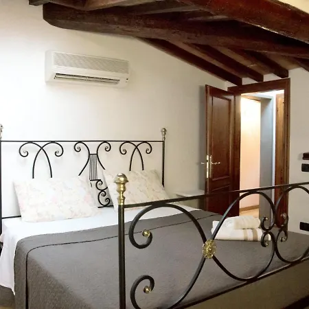 Gli Artisti By Interhome