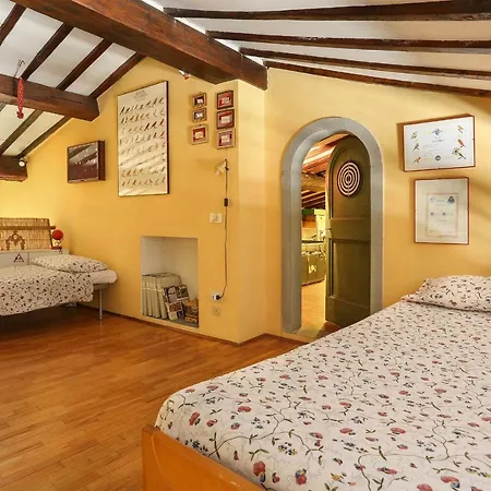A Postcard View In A Vintage Apartamento Florença