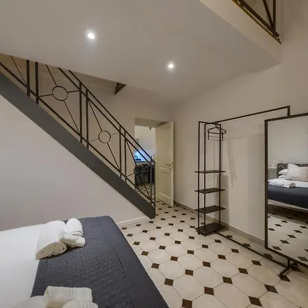 La Casa Di Bruna E Giordano In Santo Spirito *