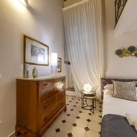 Apartment La Casa Di Bruna E Giordano In Santo Spirito