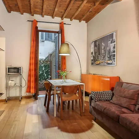 Apartment Cellini Bright & Elegant Flat In Florence-hosted By Sweetstay