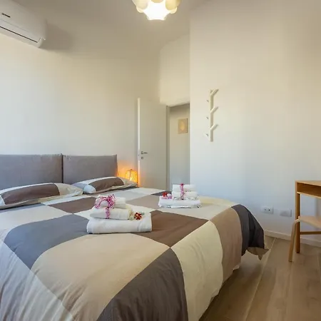 Apartment Mamo - Mosse Leopolda Florence