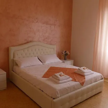 Casagiorgio A Due Passi Dal Centro Storico Appartamento *