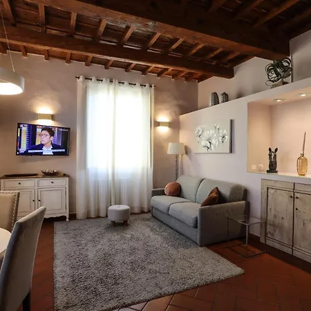 Santo Spirito - Elegante In Pieno Centro Apartment Florence