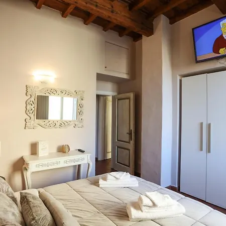 Apartment Santo Spirito - Elegante In Pieno Centro *