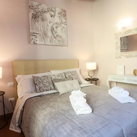 Santo Spirito - Elegante In Pieno Centro Apartment Florence