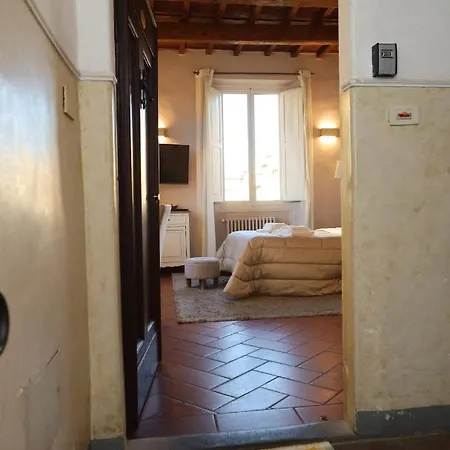 Apartment Santo Spirito - Elegante In Pieno Centro