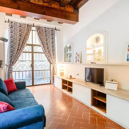 Apartment Magnoli & Ponte Vecchio Florence