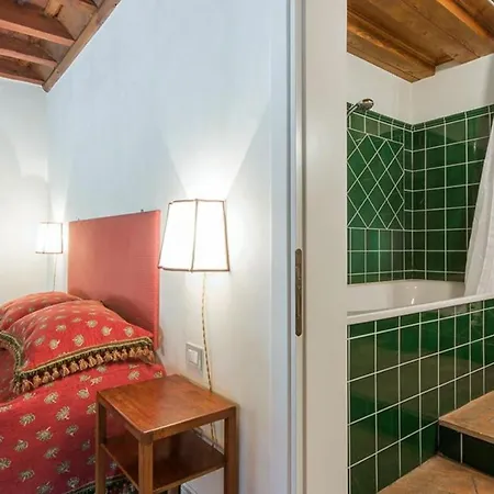 Apartment Duomo Vigna Nuova By Halldis