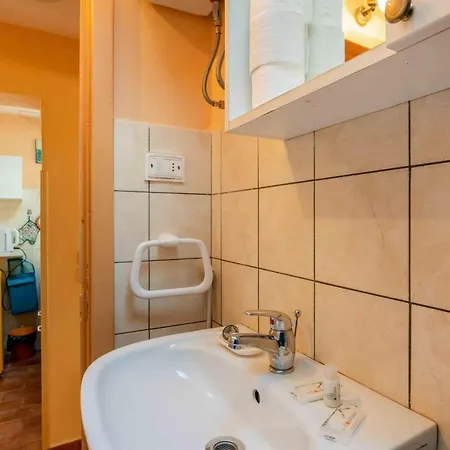 Apartment San Frediano Cozy Studio With Private Patio *