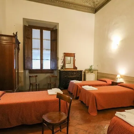Hotel Casa Santo Nome Di Gesu 3*
