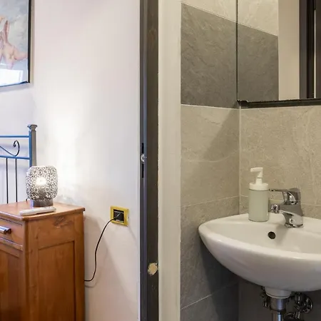 Corso 12 Apartment *