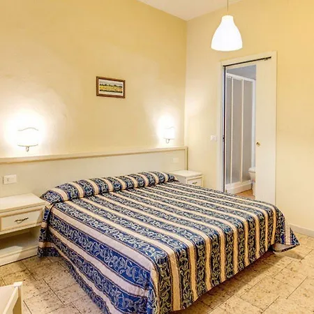 Hotel Marine