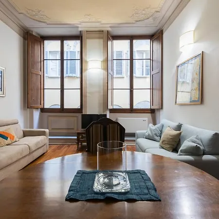 - Piazza Signoria Apartment Florence