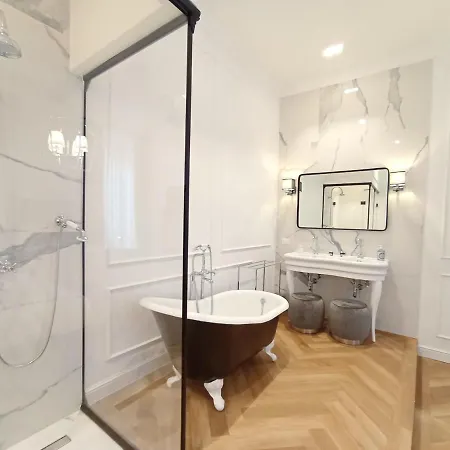 Aparthotel The Buckley Firenze *