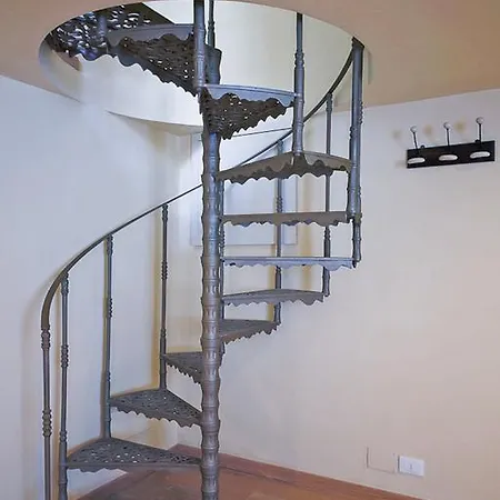 - Alfani Apartment Florence