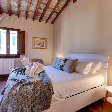 Apartment Woodie By Mamo