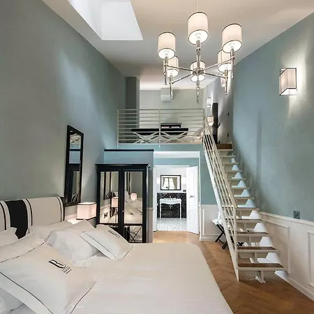 Relais Uffizi Hotel 4*