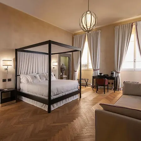 Relais Uffizi Hotel