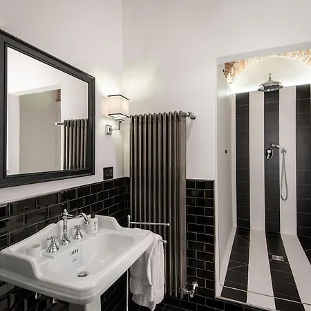 Relais Uffizi Hotel 4*