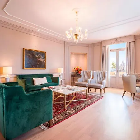 The Westin Excelsior, Hotel