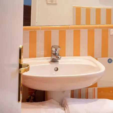 Piazza Della Signoria-rental In Rome Apartment *