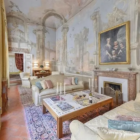 Maggio Palace By Vacavilla Apartment *