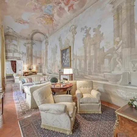 Apartment Maggio Palace By Vacavilla Florence