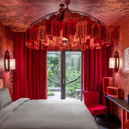 Hotel 25hours Piazza San Paolino