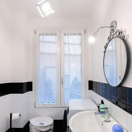 Ruote Apt - Dolcevita Holiday Apartment *