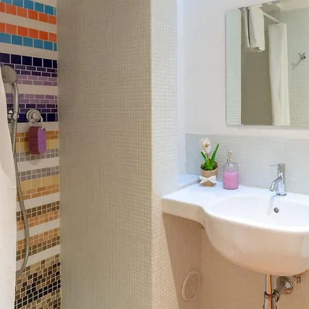 Sant'agostino Apartment *