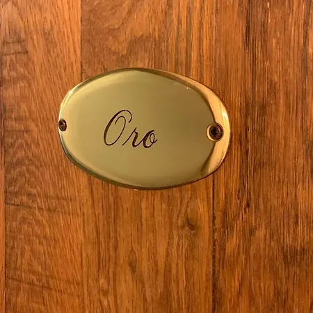Oro Nero Guest house
