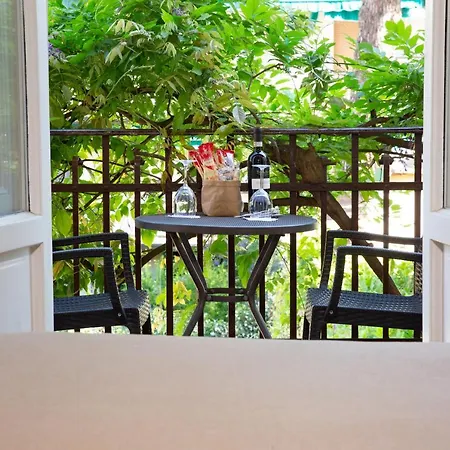 Villino Fiorentino Bed & Breakfast 3*