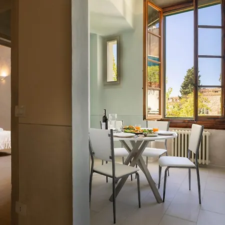 Pensionat Novella House 2*