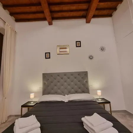 The Lux * Florence