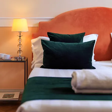Carlotta Otel 4*