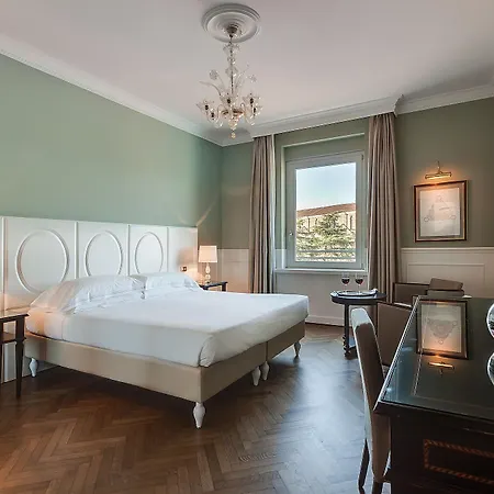 Plaza Lucchesi 4* Firenze