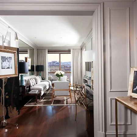 Hotel Portrait - Lungarno Collection 5*