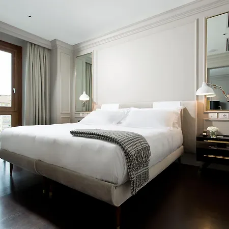 Hotel Portrait - Lungarno Collection Florenz