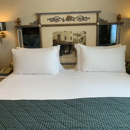 Donatello Hotel 3*