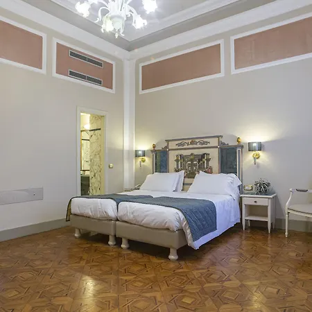 Hotel Donatello 3*