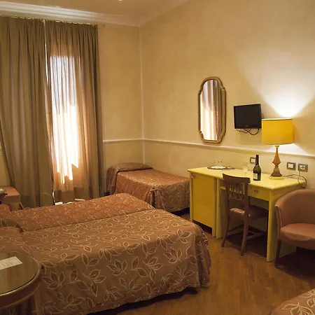 Aurora 3* Florence