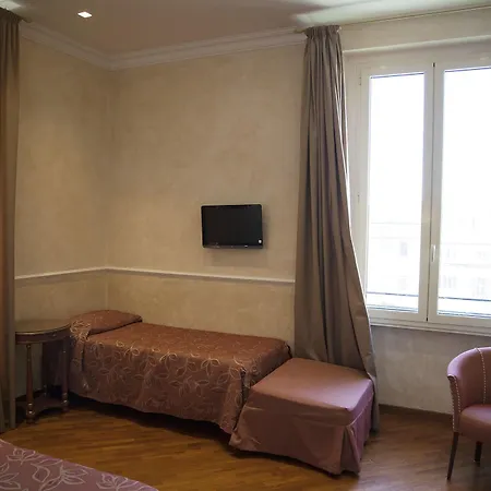Aurora 3* Florence