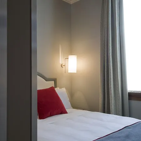 Rosso23 4* Florenz