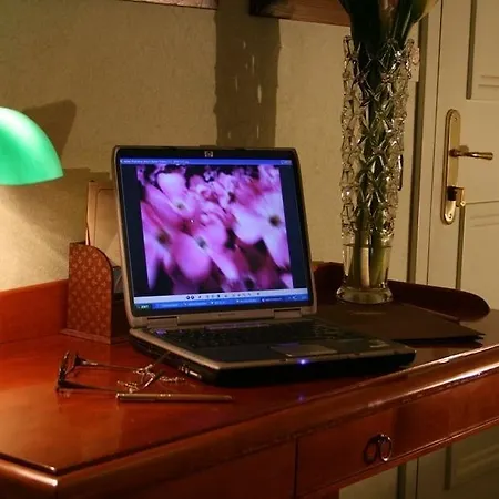 Rosary Garden Hotel Florencia