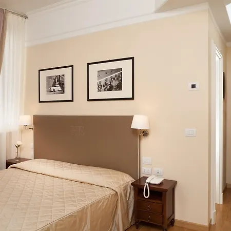 Hotel Executive 4*