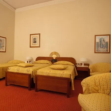 Hotel Roma